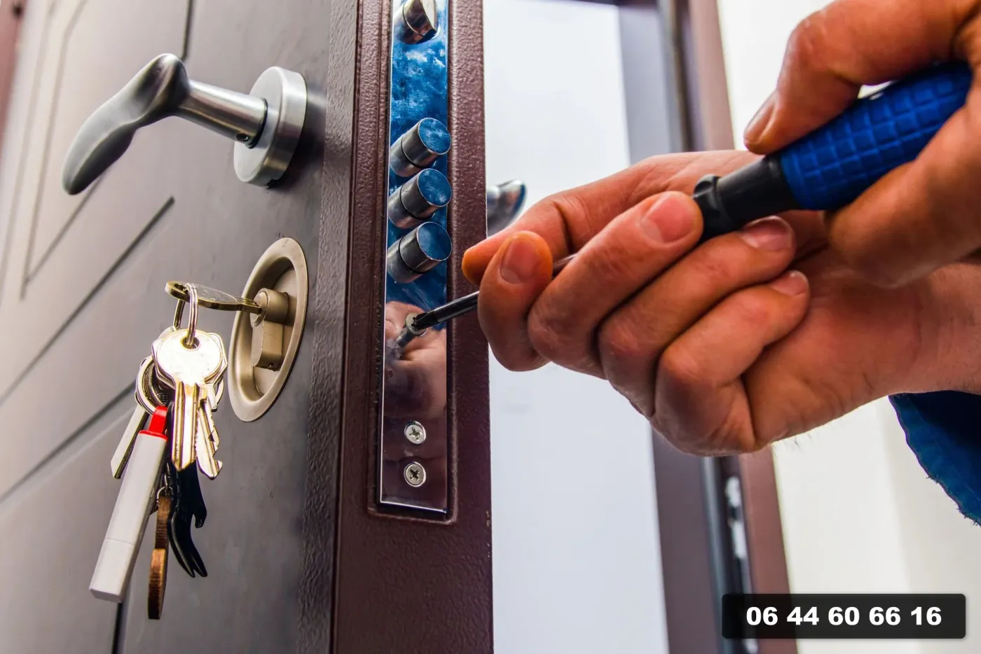 Ouverture d'une porte claquée par un serrurier de Beauvais Fidèle dans l'Oise